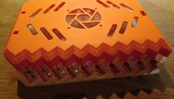 [OEWH] Корпус Raspberry/Arduino, контактирующий с зажимам... 3