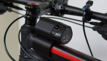 Держатель аккумулятора Makita 10,8V на раму велосипеда 5