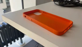 Чехол для iPhone 11/XR 1