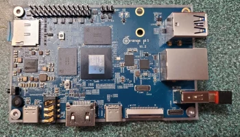 Оранжевый корпус Pi 5 3