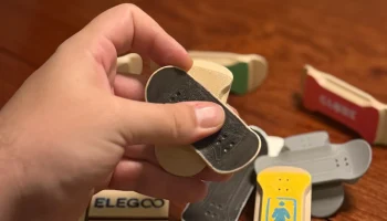 SpinDeck Fidget - Магнитный фиджет KickFlip 9