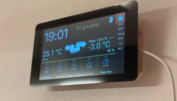 Настенный держатель (наклон 5&deg;) для LCD-7B-ESP32-S3-Touch.. 2