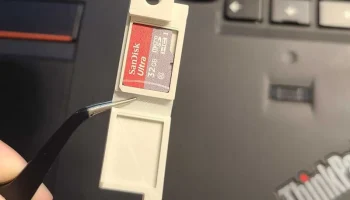Крохотный брелок для карт Micro SD (на 2 карты) 1