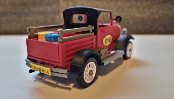 Модель пикапа Ford T 1928 года выпуска, дизайнер Эд ван дер  1
