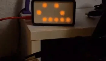 Двоичные часы Ардуино