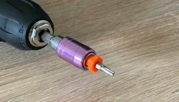 Переходник для бит от 1/4 дюйма до 4 мм 2