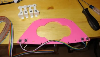 Крепление Cricut Expressions 2 для платы управления ESP32..