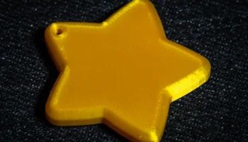 Красивые объемные пятиконечные звезды для украшения...... 1