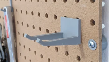 Pegboard - крепление для резиновой киянки 1