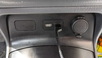 Honda Civic Dual USB-пластина 1