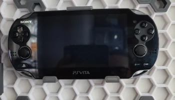 Чехол PS Vita для HSW