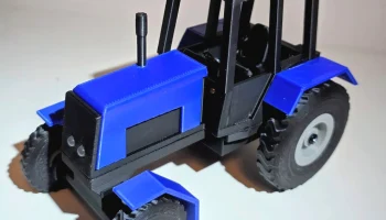 Простой многоцветный трактор с ESP32 Mini, активным зумме.. 3