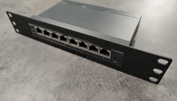 Крепление в 10-дюймовую стойку для коммутатора TP-Link TL... 1