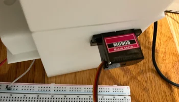 Распечатайте на месте автоматический мусорный бак Arduino... 2