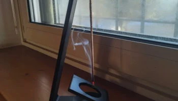 Современный вертикальный держатель для благовоний с подно... 1
