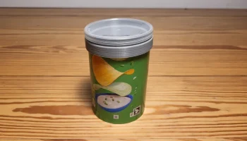 Держатель для ручек для банок Pringles - переработка свои.. 2