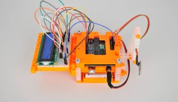 Клон Arduino UNO R3 + корпус Bitbeam 1