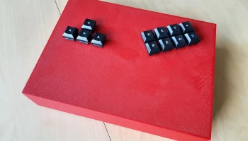 Хитбокс с переключателями Cherry-MX v1........