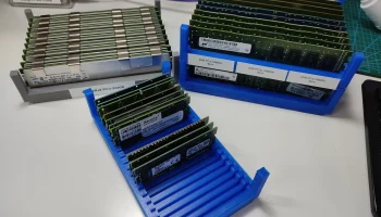 Стекируемый лоток DIMM/SODIMM