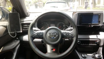 Держатель для телефона iPhone13/14 для Toyota GR-Yaris, л... 1