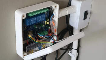 Корпус модуля ESP32 Relay X4 с интеграцией датчика I2C 2