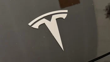 Комплект для переоборудования Tesla в Toyota............ 2
