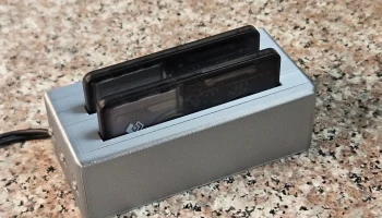 Зарядная док-станция Seeed T-1000E (MeshToaster)........