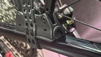 SKS RACEBLADE PRO XL крыло/вставка из ТПУ на крыльях...... 1