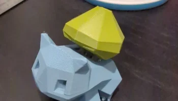 Низкополигональная непоседа Бульбазавр с переключателем к...