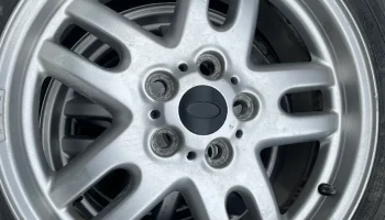 Центральная крышка ступицы Range Rover L322... Центральная крышка ступицы Range Rover L322...