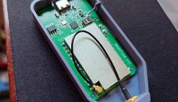 USB-плата MeshToad v1.x LoRA - простой чехол с защелкой.... 2