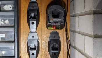 Держатель батареи Ryobi 1