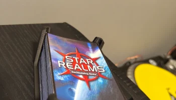 Прочный футляр Star Realms 2