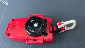 Крепление для шнура Beyblade X String Launcher......... 2
