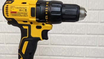 Шестигранный держатель бит 1/4 дюйма для дрели DeWalt. 1
