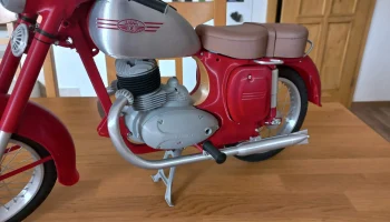 Проект JAWA-ČZ K&Yacute;VAČKA 250/353.02 - ДЕТАЛЬ №9 - БОКОВЫЕ К... 3