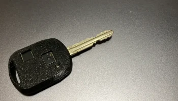 Замена корпуса ключа автомобиля Toyota............ 1