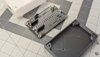Корпус микроконтроллера для настенного/поверхностного монтажа для паяемого макета CircuitSetup Корпус микроконтроллера для настенного/поверхностного монтажа для паяемого макета CircuitSetup