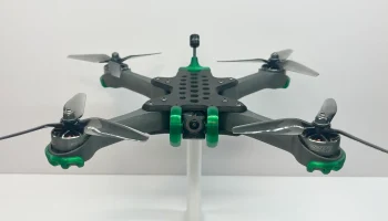 Леопардовый FPV-дрон