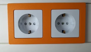 Пылезащитный чехол Schuko / CEE7 4