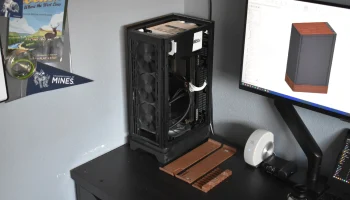 Вертикальная подставка Lian Li A3-mATX 4