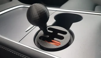 Адаптер игрушечного подстаканника Tesla Model 3 с переключен