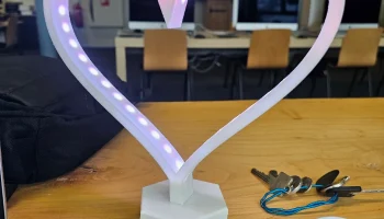Wled лампа в форме сердца ESP32/ ESP8266 W2813 Адресная с..