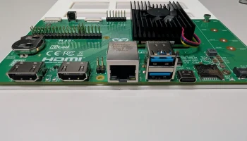 Вычислительный модуль Raspberry Pi 5 Плата ввода-вывода М... 4