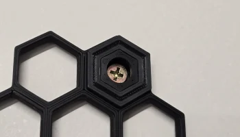 Улучшенные шестигранные вставки в сотовой стенке для хран... 3