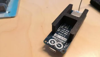 Простая подставка серии Arduino MKR 2