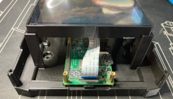 Victron Lynx - корпус Rpi + 5-дюймовый сенсорный экран 4