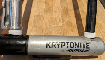 Криптонитовая противодребезжащая шайба U-Lock...... Криптонитовая противодребезжащая шайба U-Lock......