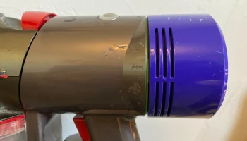 Замена насадки внутреннего фильтра Dyson V8...... 7