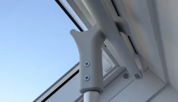 Окно Velux с крючком